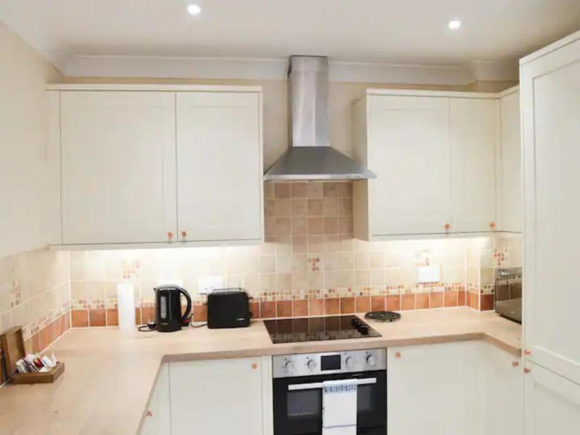 Pass The Keys Central Townhouse With Free Parking York Eksteriør billede